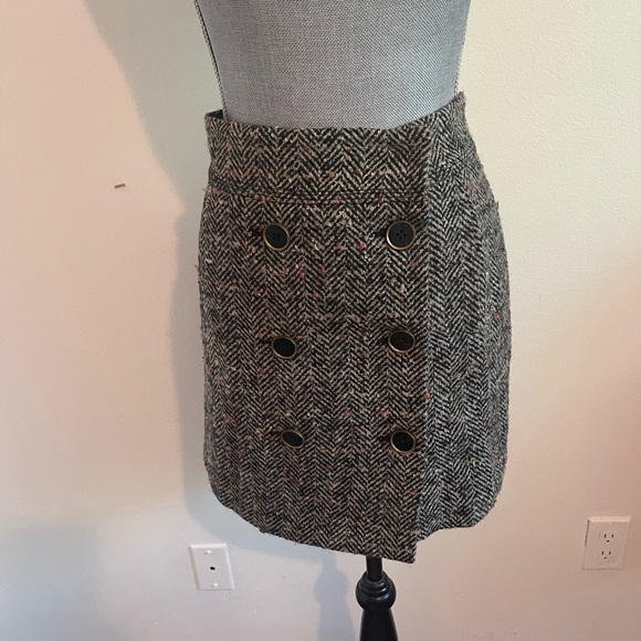 Loft Grey and Black Tweed Mini Skirt - Picture 12 of 12